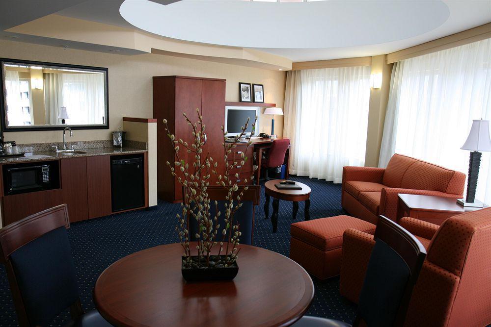 Courtyard By Marriott Halifax Downtown Hotel Bilik gambar